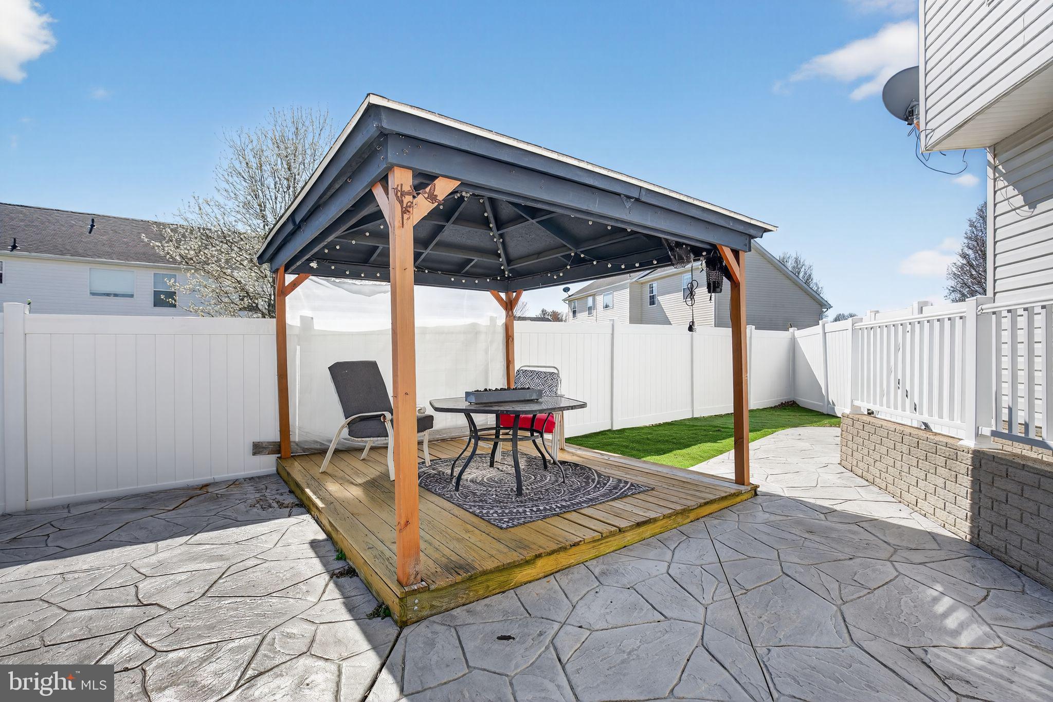 22136 SNAPDRAGON COURT