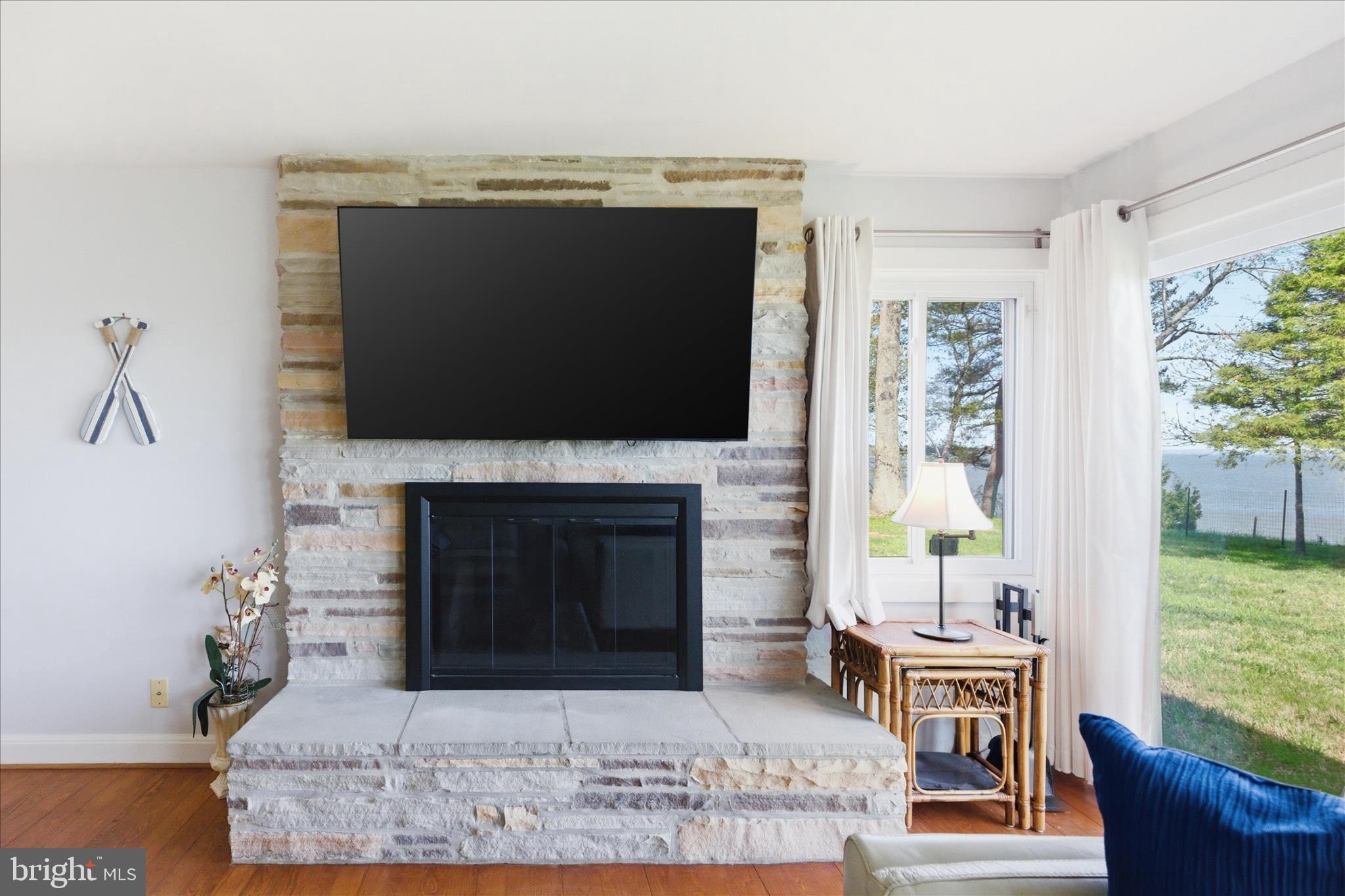 43732 RASPBERRY LANE