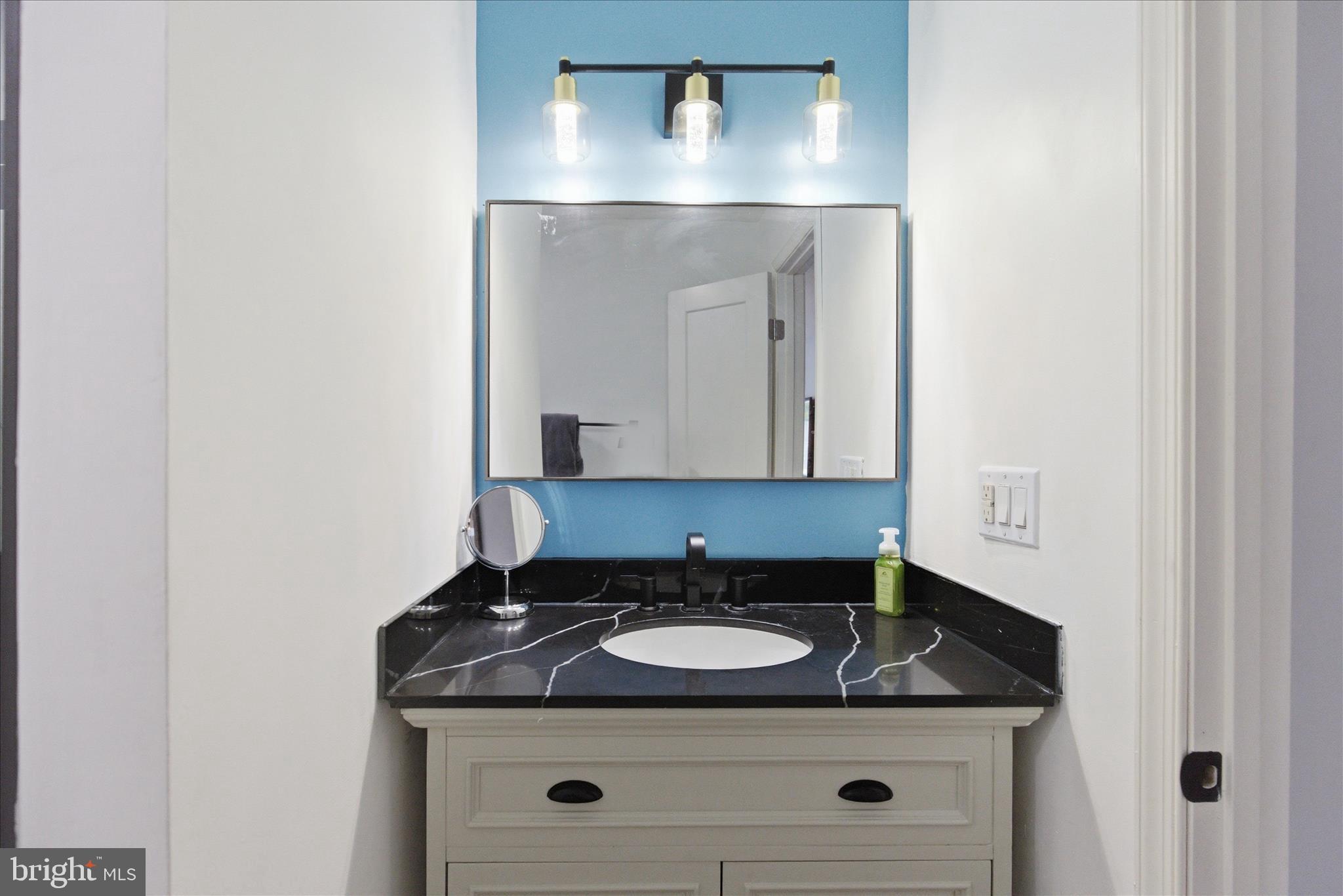 43732 RASPBERRY LANE