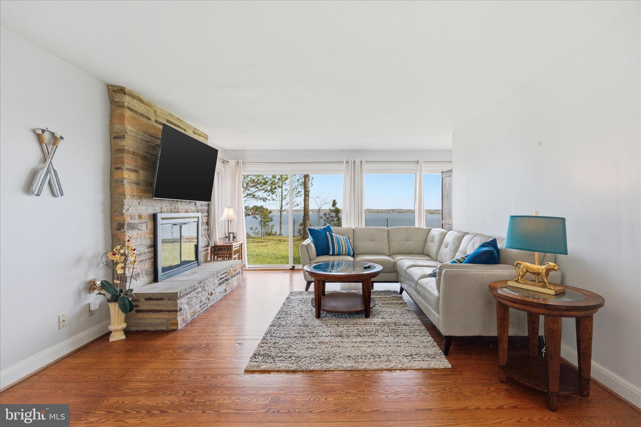 43732 RASPBERRY LANE