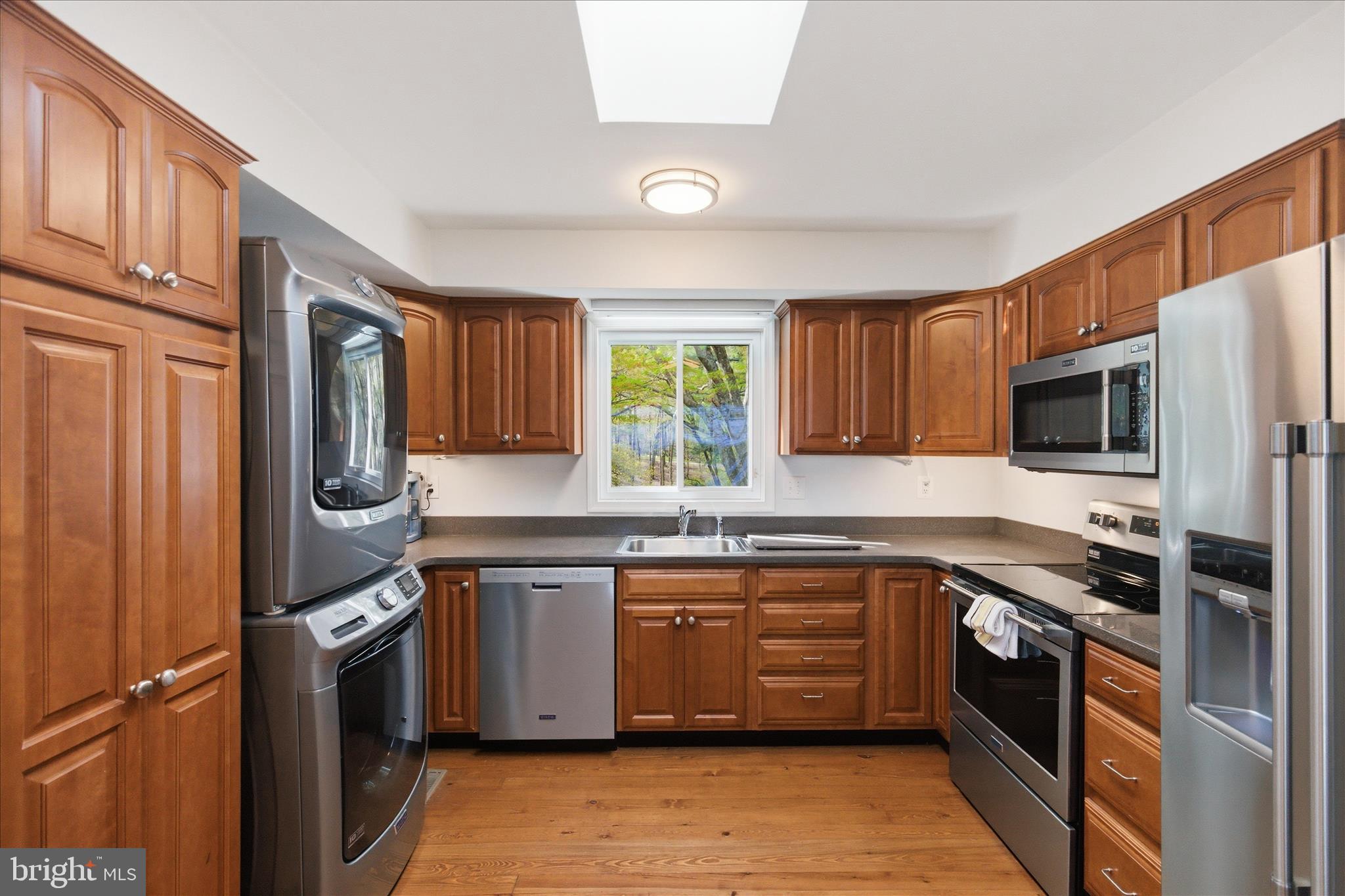 43732 RASPBERRY LANE