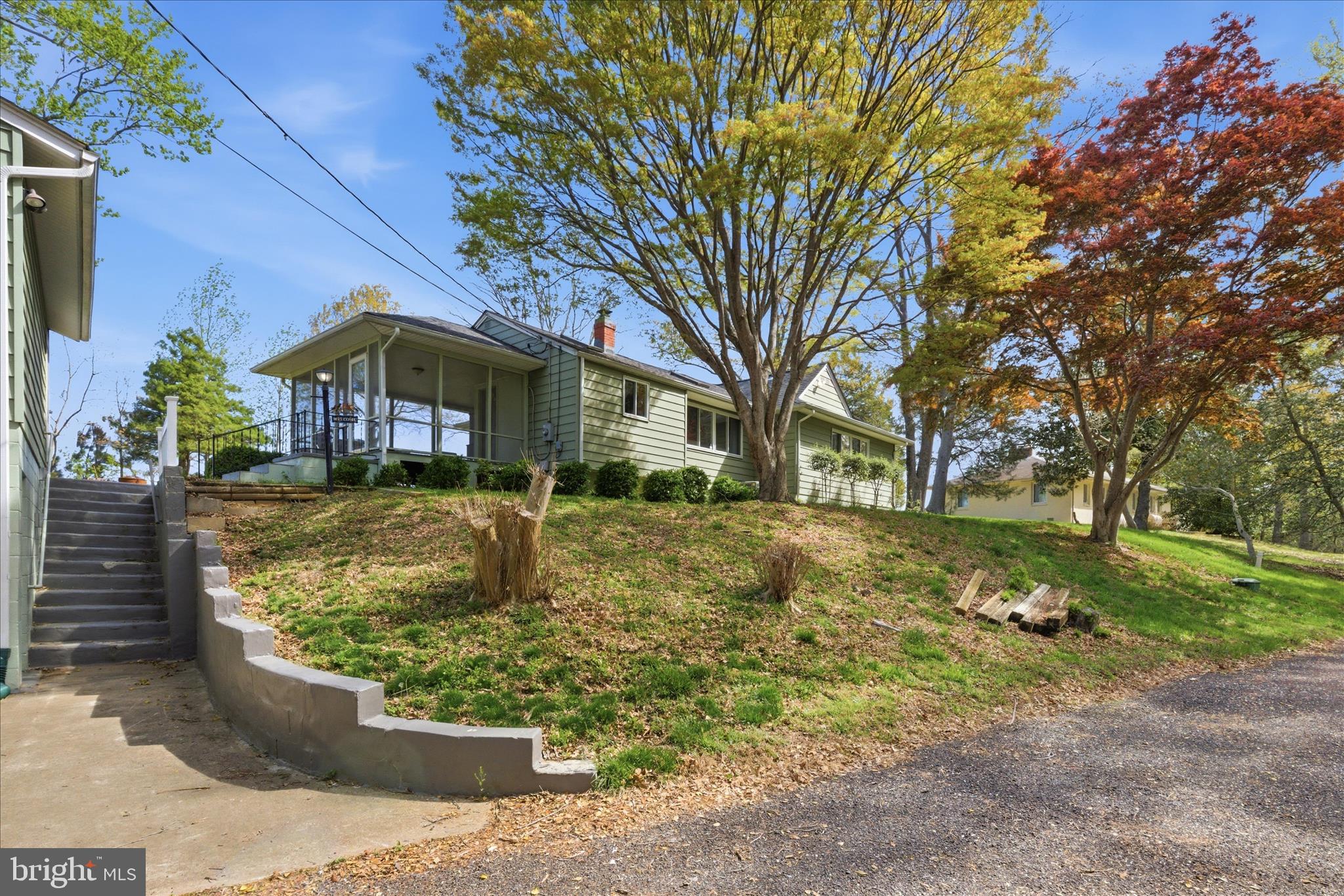 43732 RASPBERRY LANE