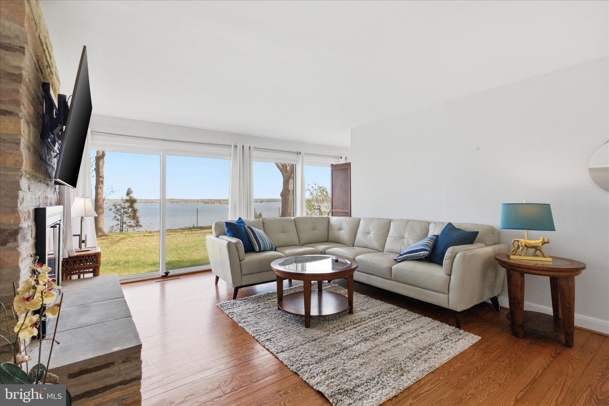 43732 RASPBERRY LANE