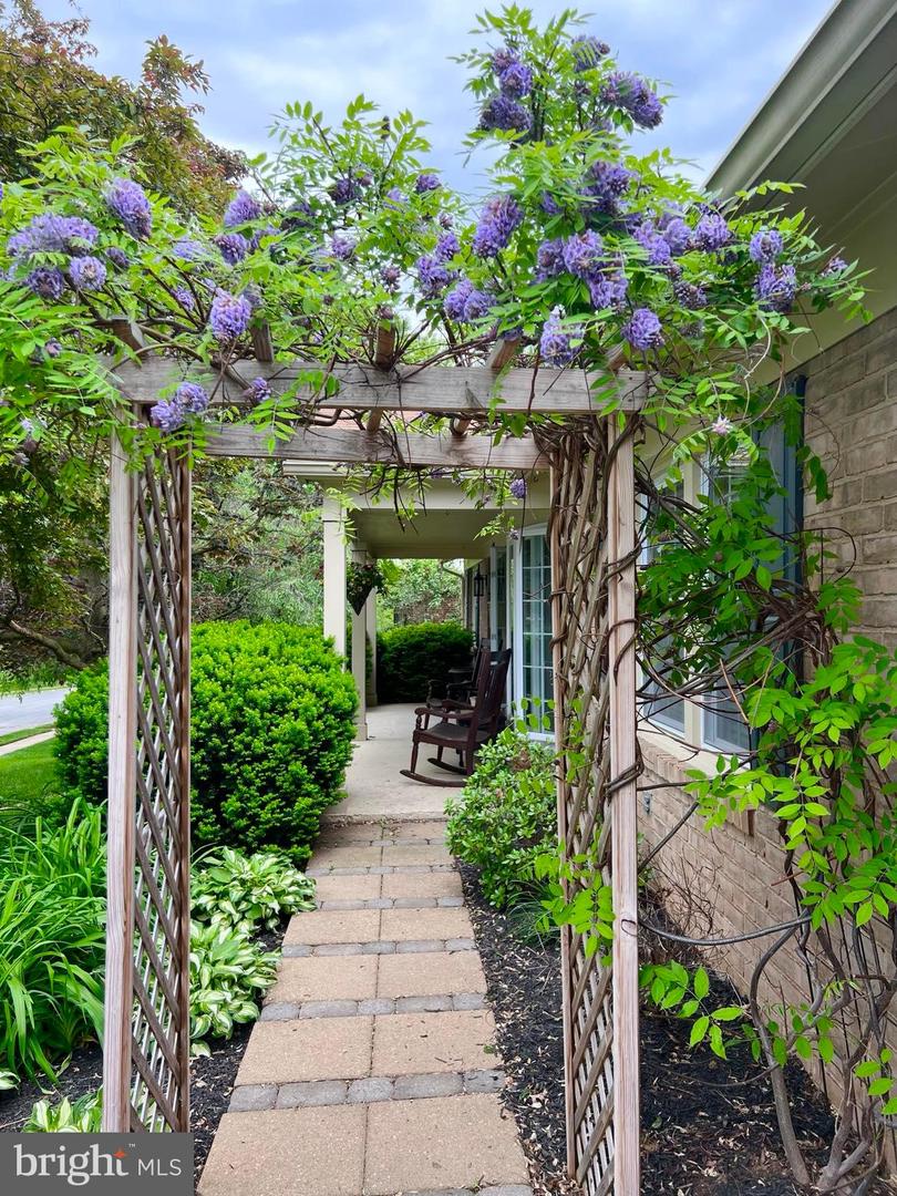 265 POTOMAC HEIGHTS