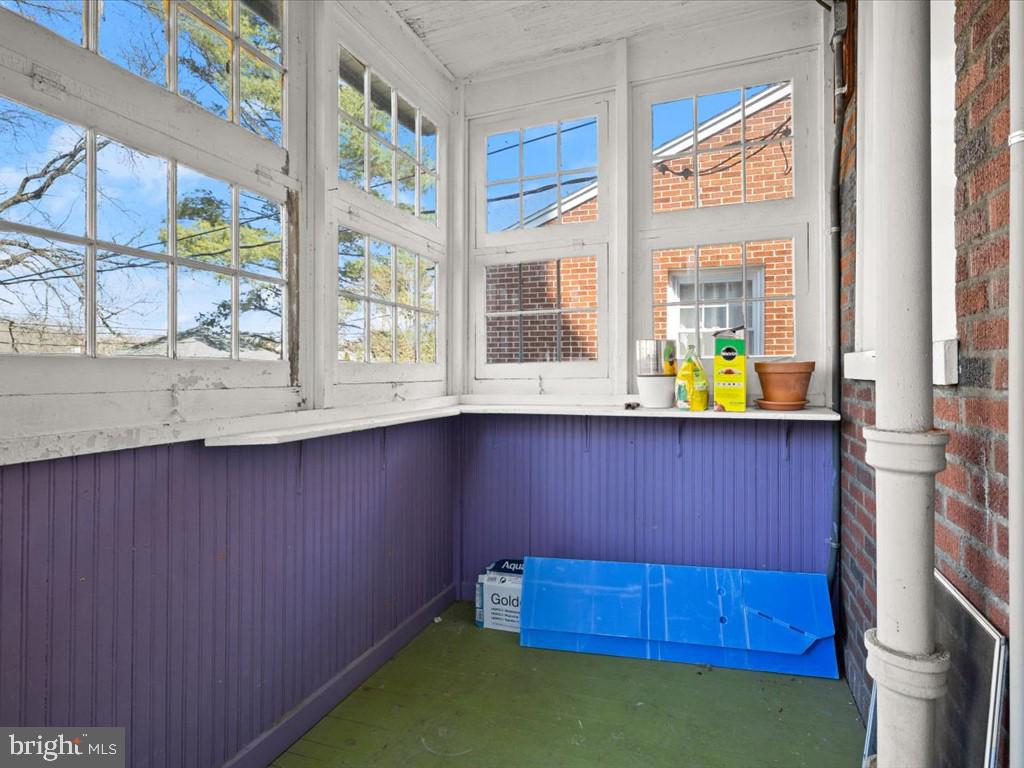 209 MEALEY PARKWAY