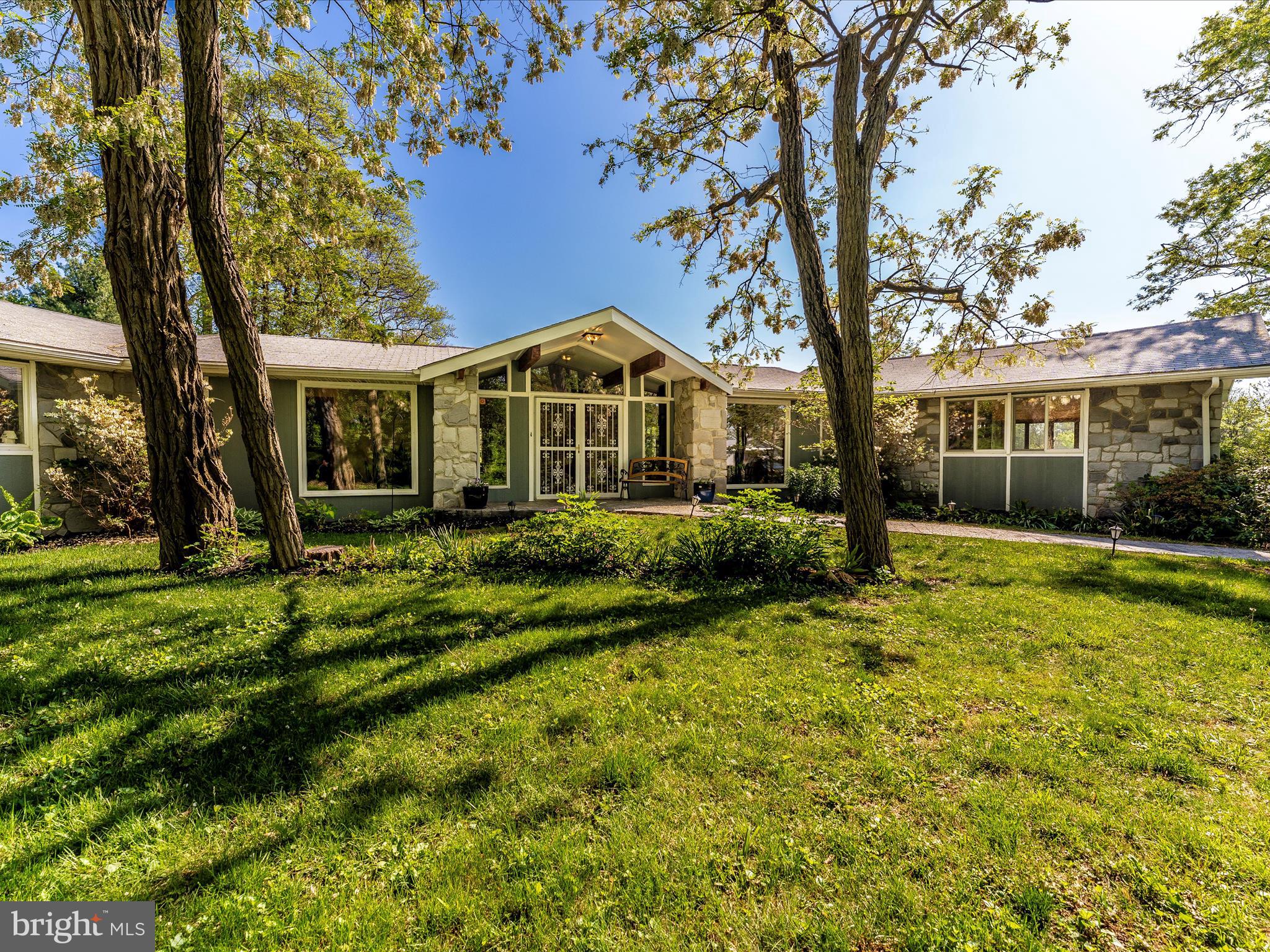 33 HEBB ROAD