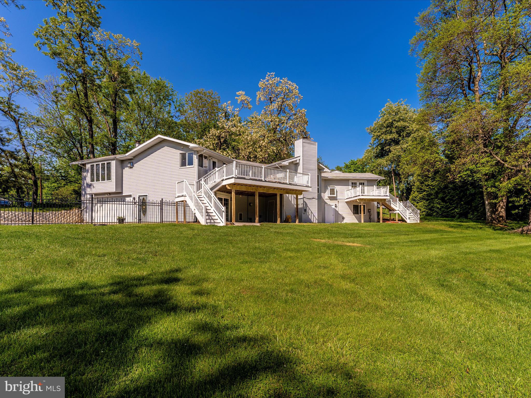 33 HEBB ROAD