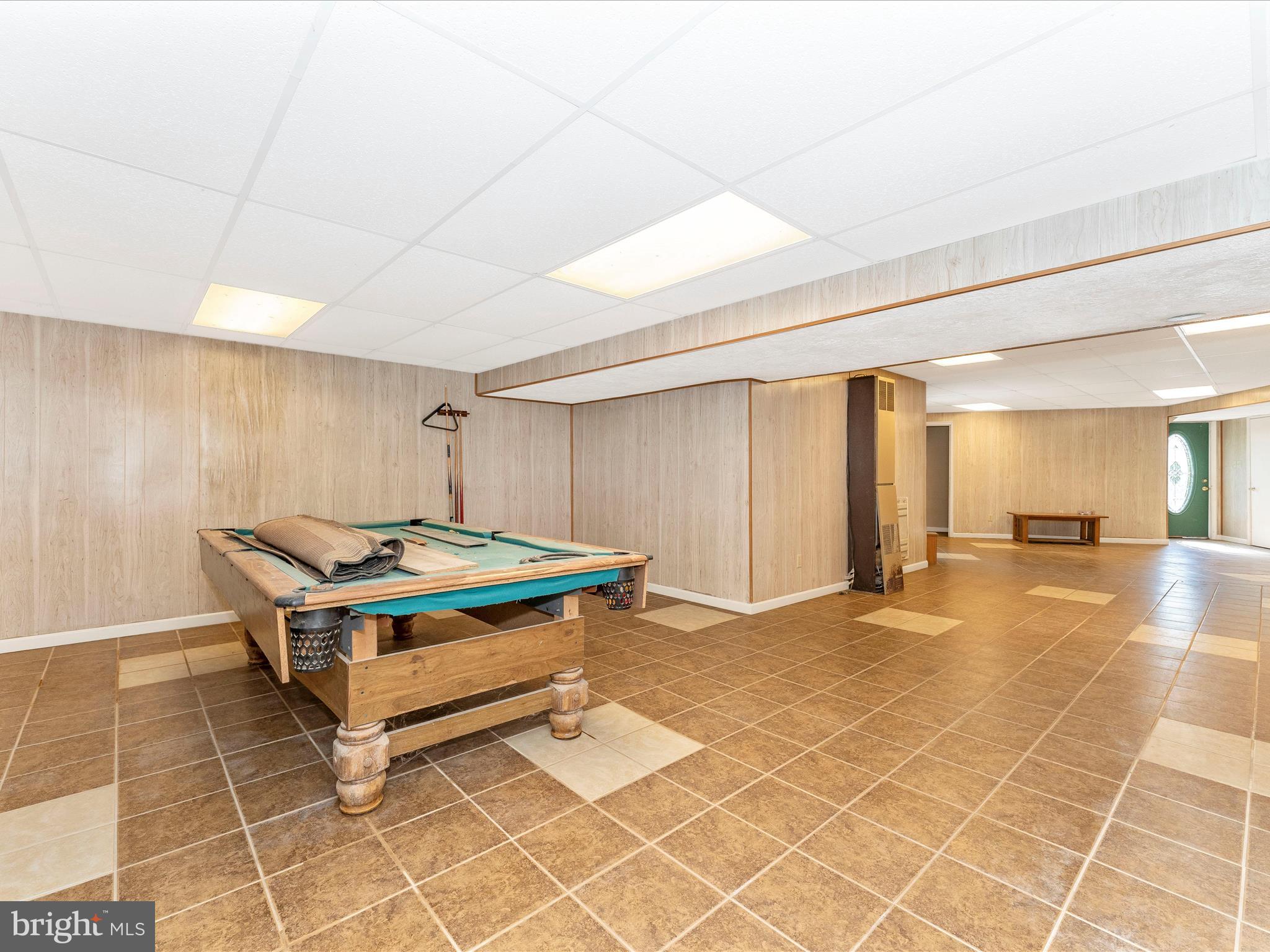 33 HEBB ROAD