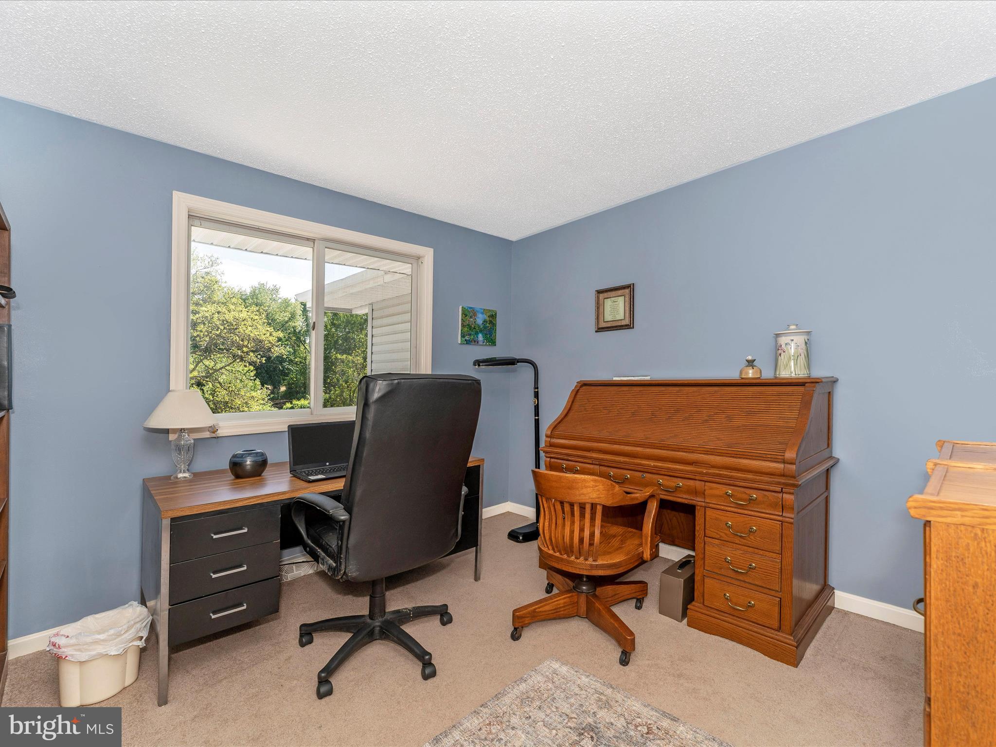 33 HEBB ROAD