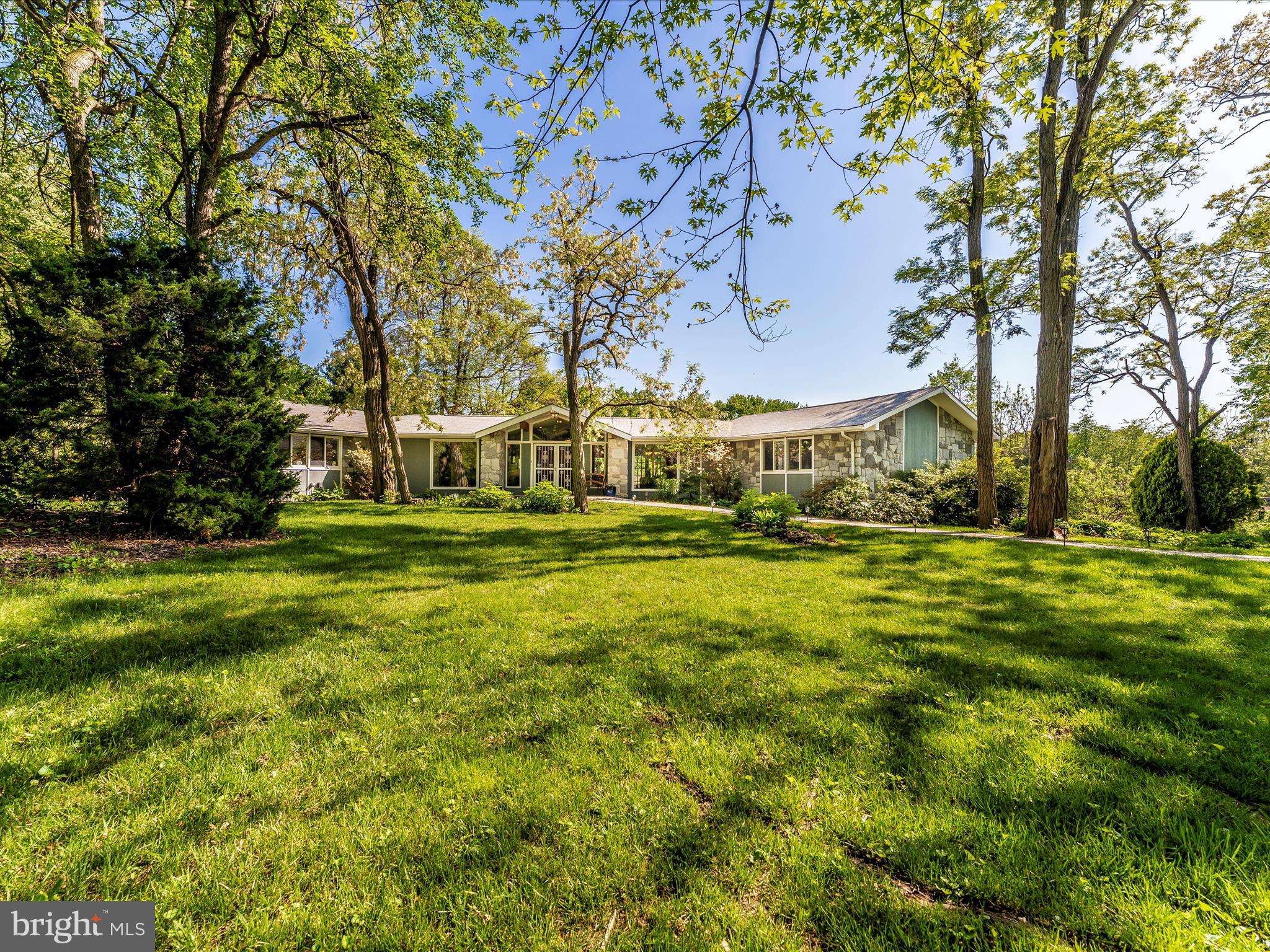 33 HEBB ROAD