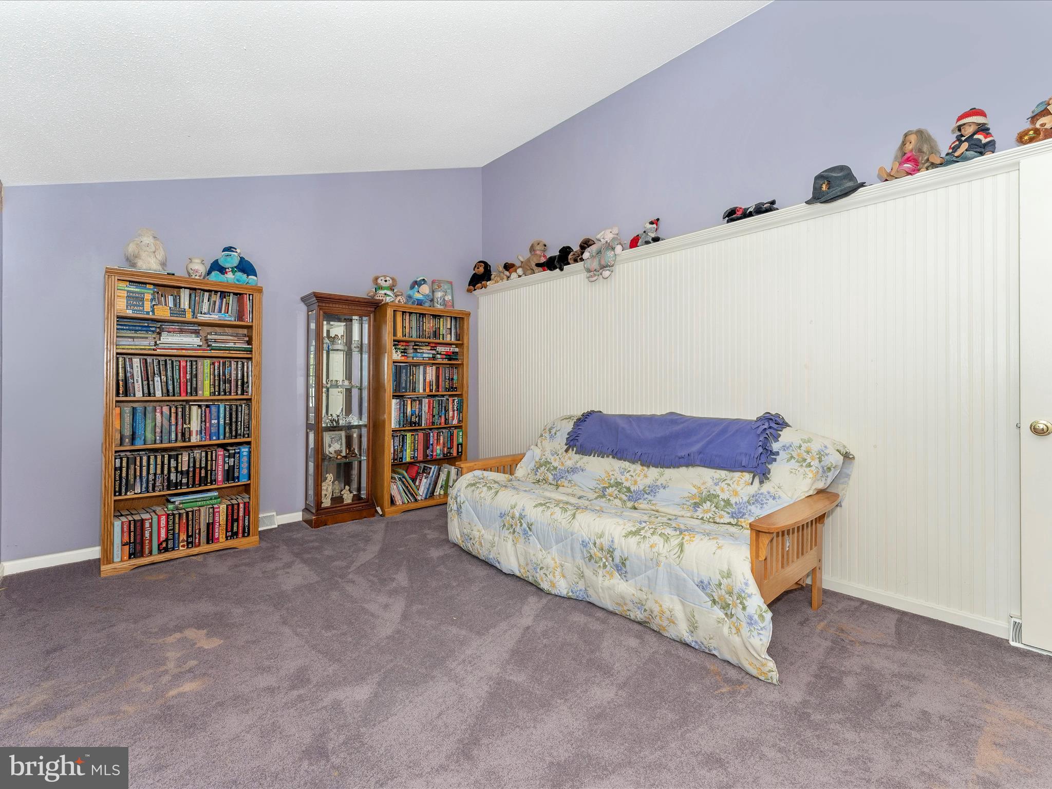 33 HEBB ROAD