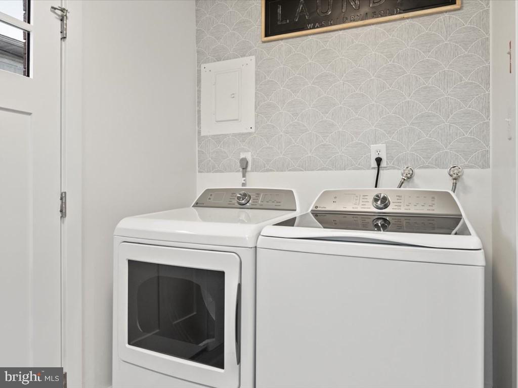 1310 DELAWARE LANE APT A