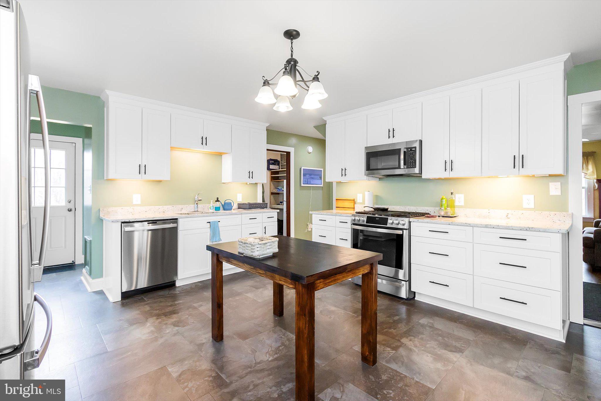 11853 WHITE HALL ROAD