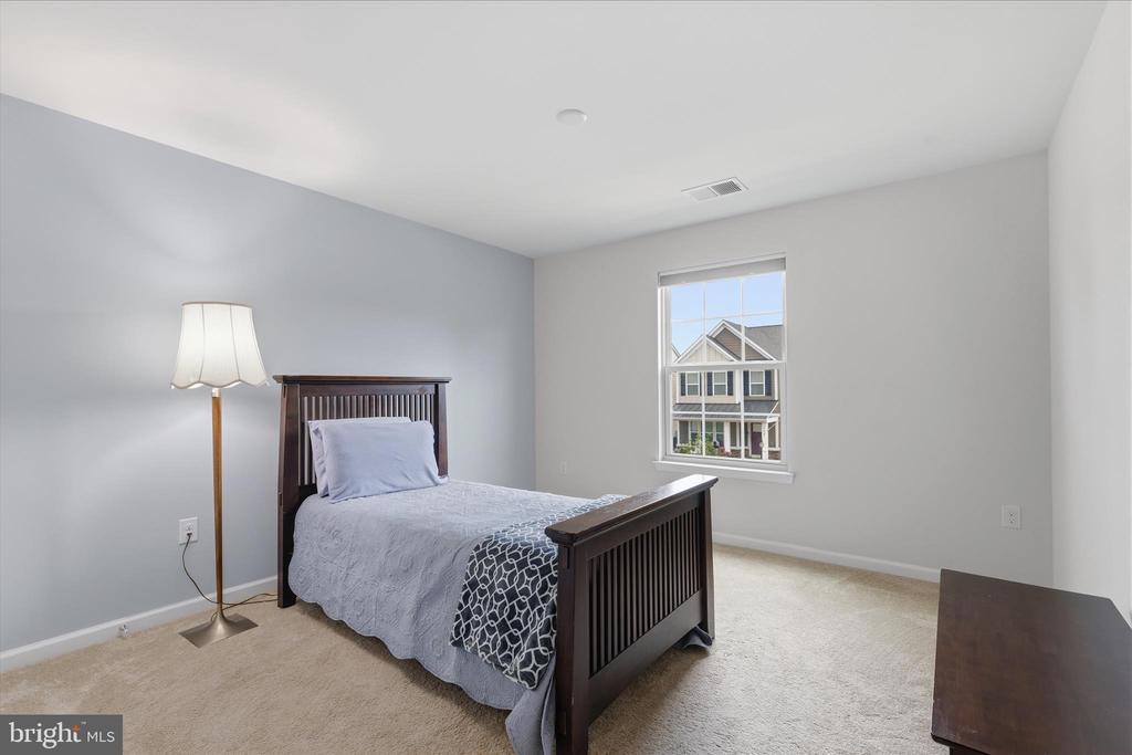 1623 FOWLER RIDGE COURT