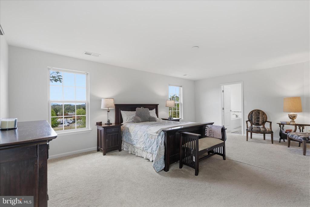 1623 FOWLER RIDGE COURT