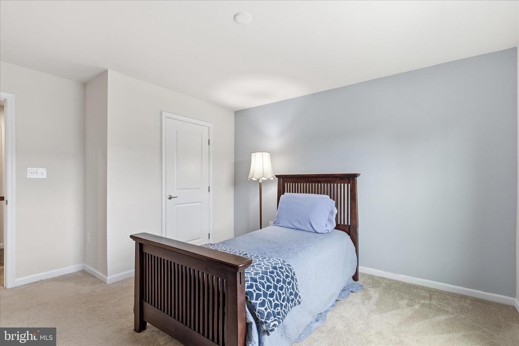 1623 FOWLER RIDGE COURT