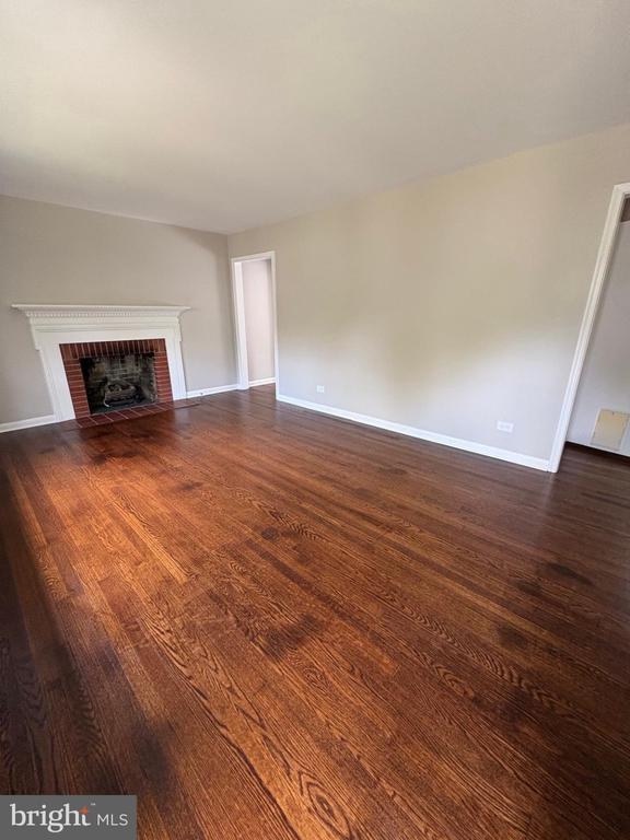 1905 SWANSON DRIVE
