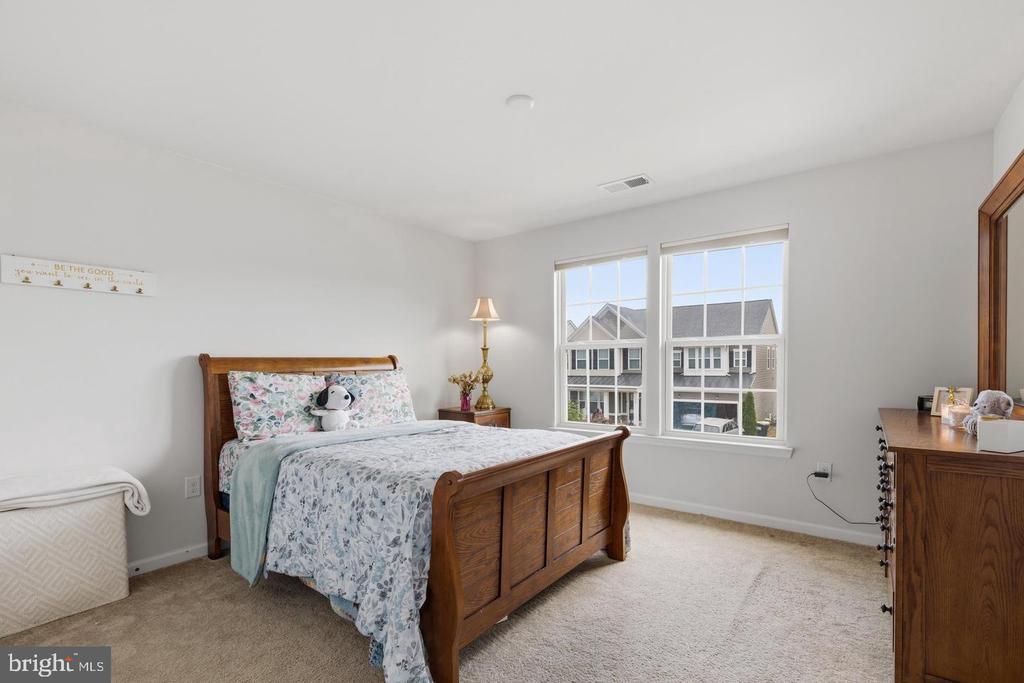 1623 FOWLER RIDGE COURT