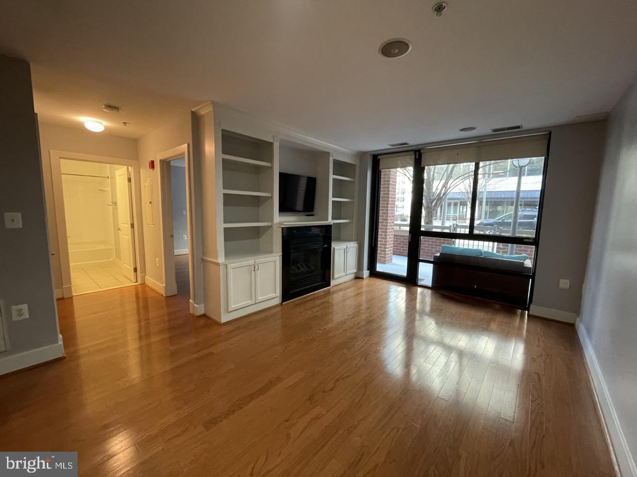 1200 N HARTFORD STREET Unit: 104