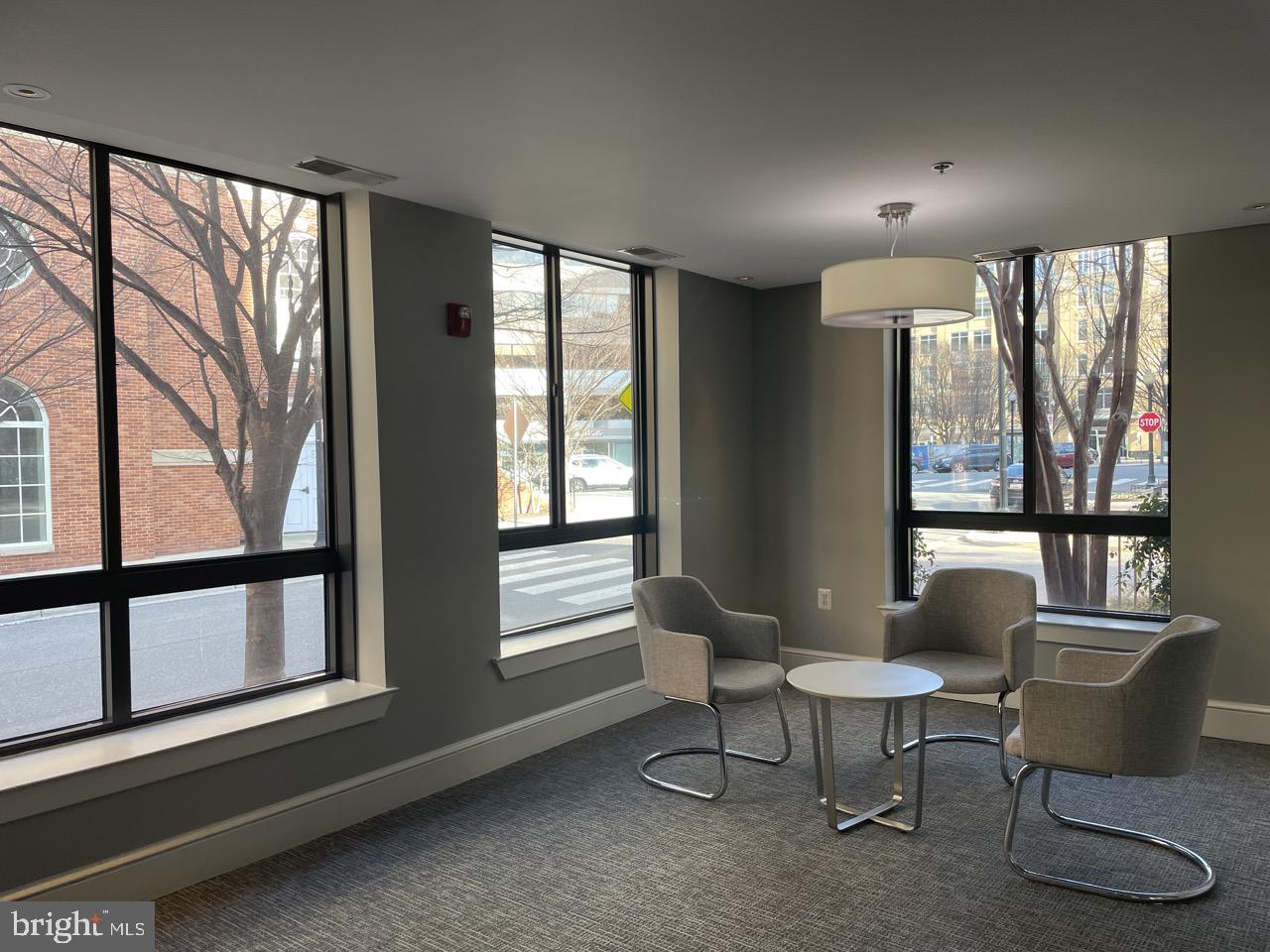 1200 N HARTFORD STREET Unit: 104