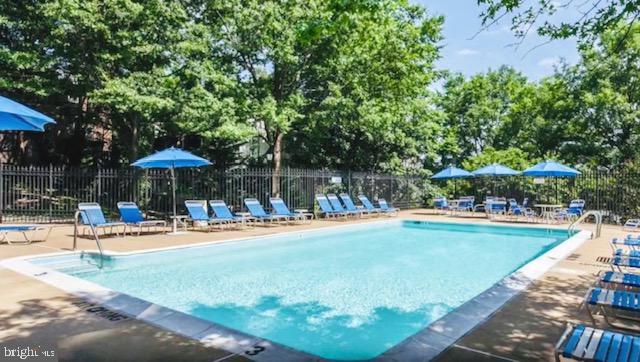 1276 N WAYNE STREET Unit: 906