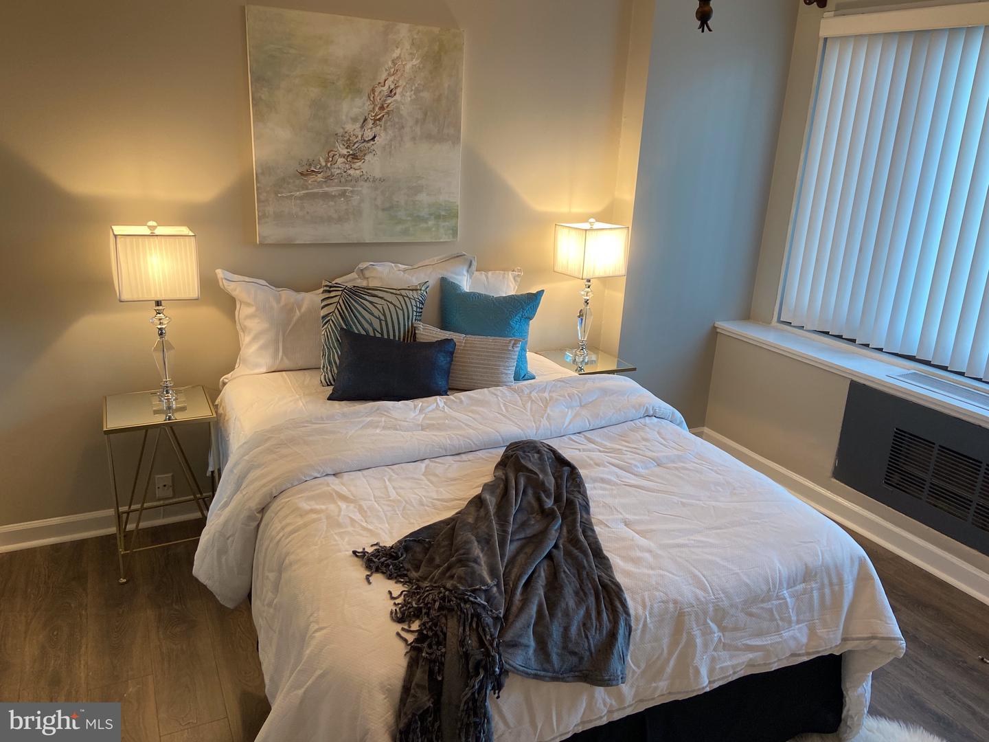 1021 ARLINGTON BOULEVARD Unit: 220