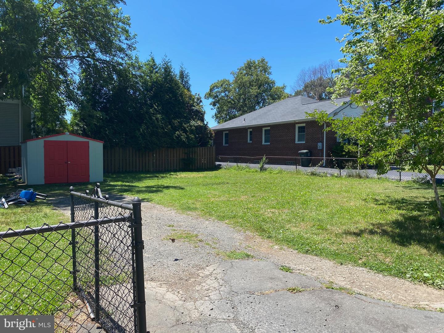 3800 S 9TH