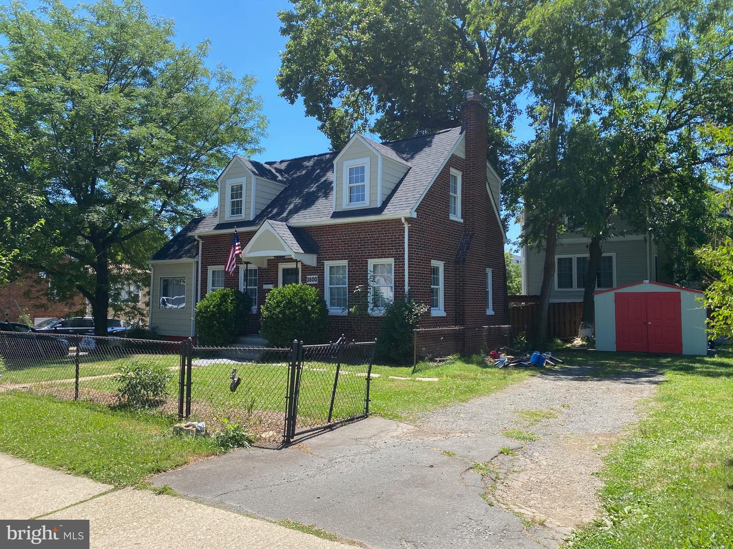 3800 S 9TH