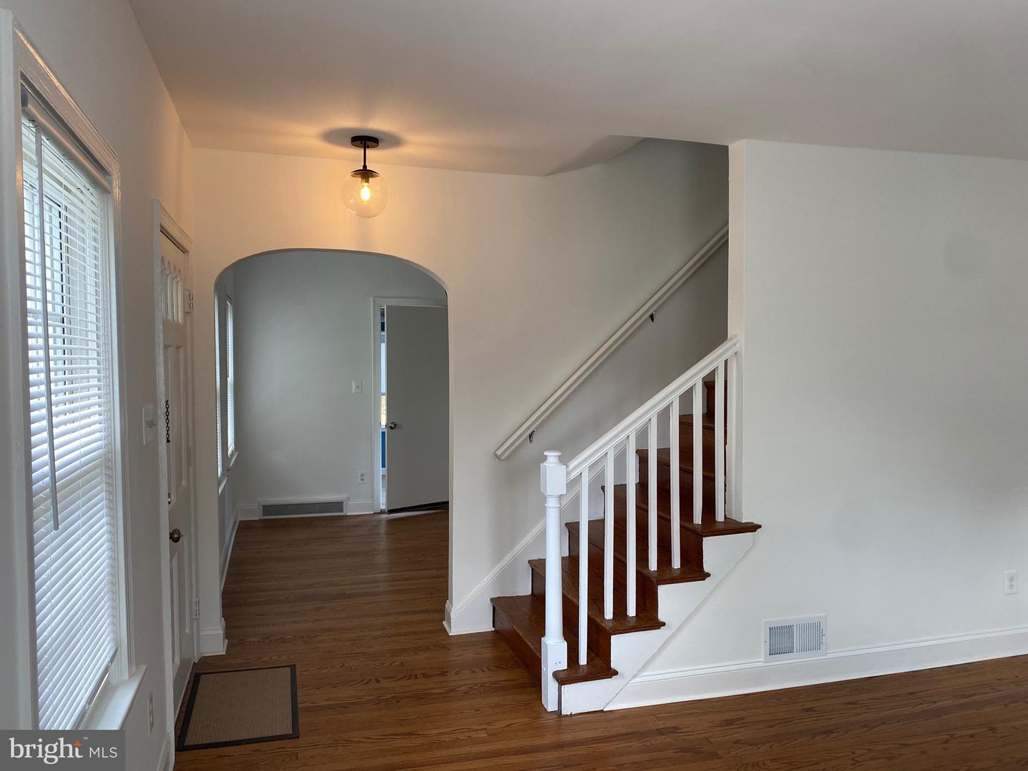 3800 S 9TH