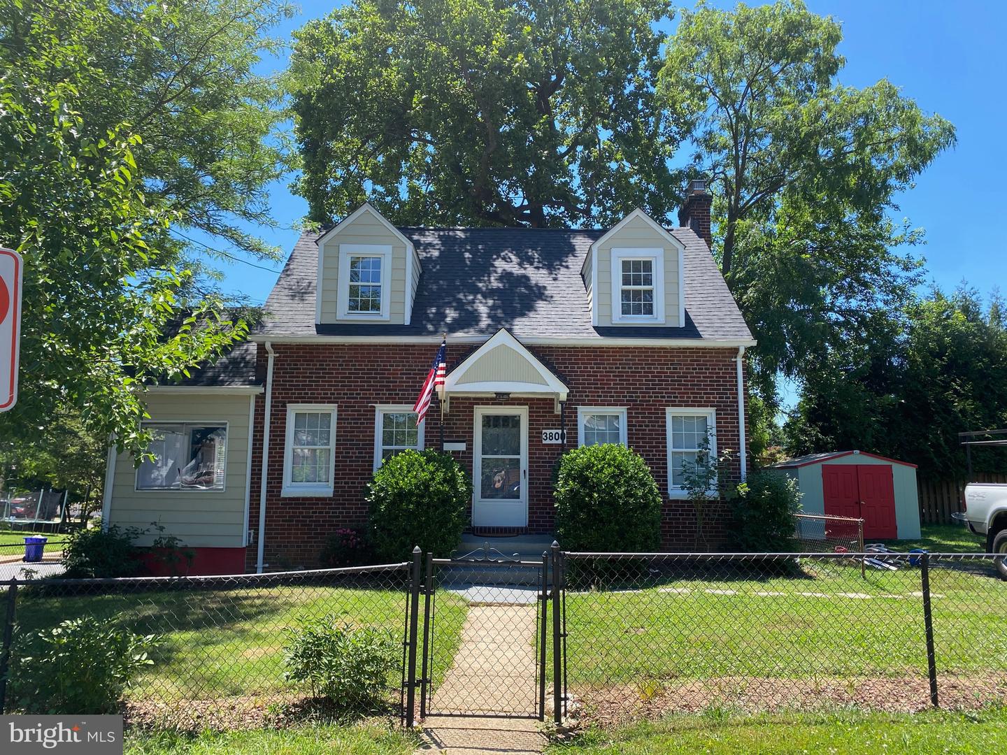 3800 S 9TH