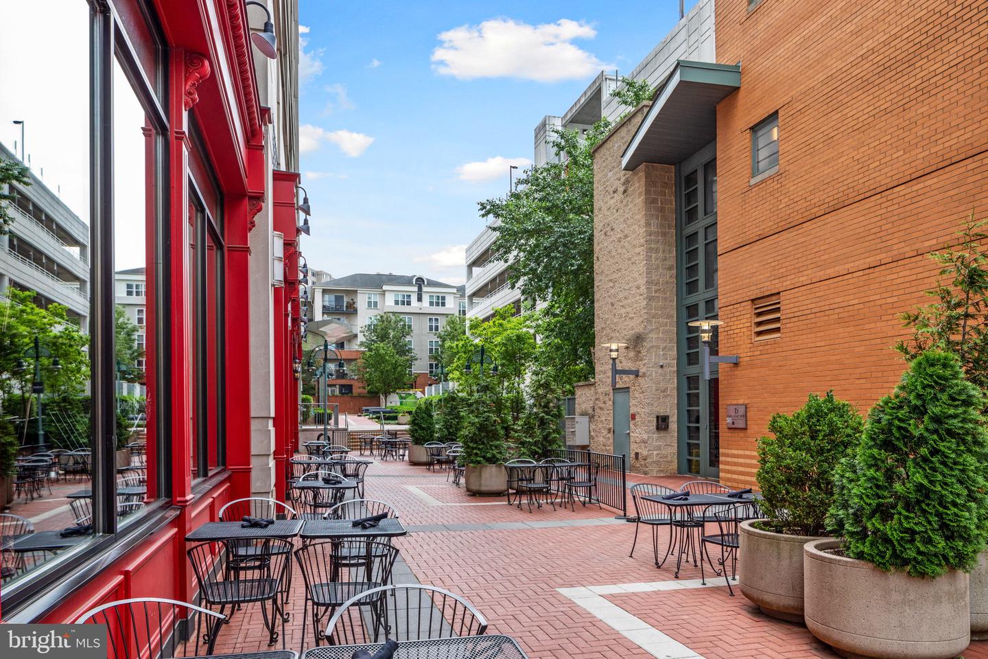 3046 S ABINGDON STREET Unit: C2