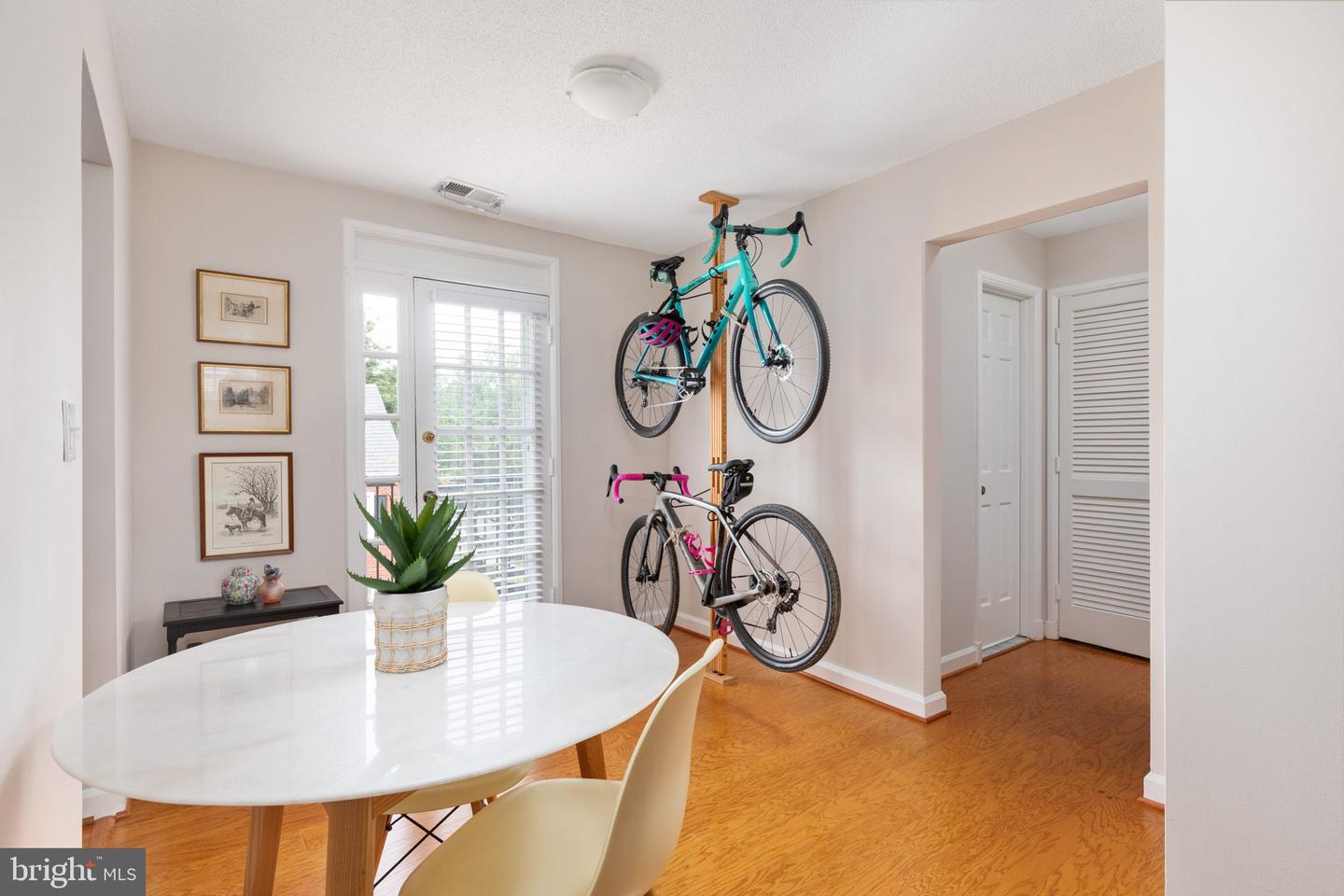 3046 S ABINGDON STREET Unit: C2