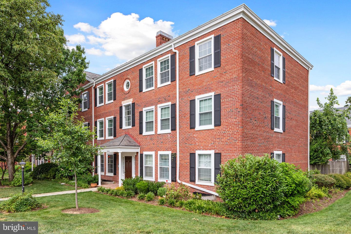 3046 S ABINGDON STREET Unit: C2