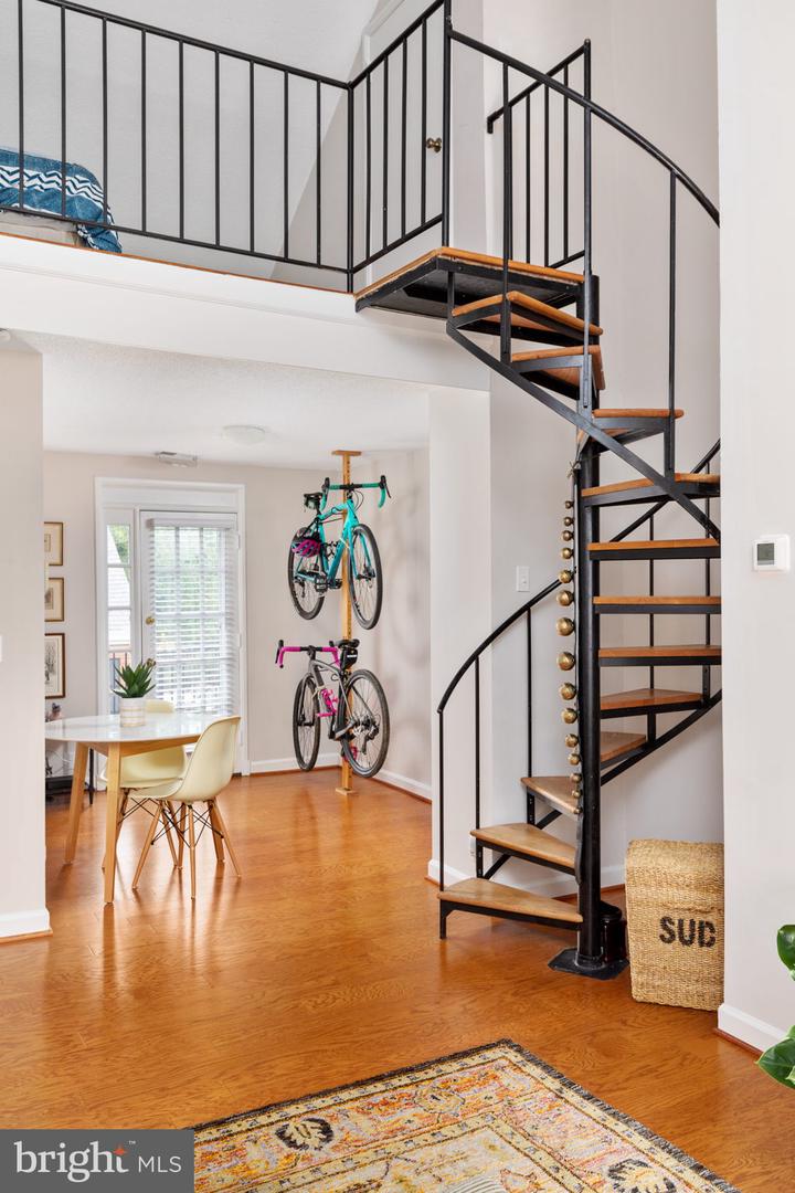 3046 S ABINGDON STREET Unit: C2