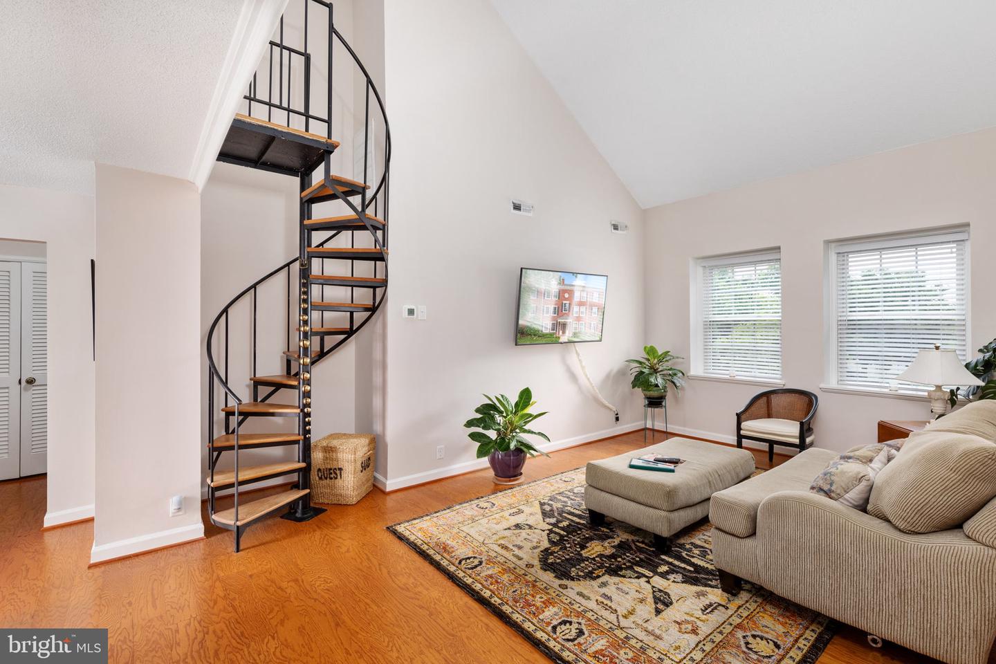 3046 S ABINGDON STREET Unit: C2