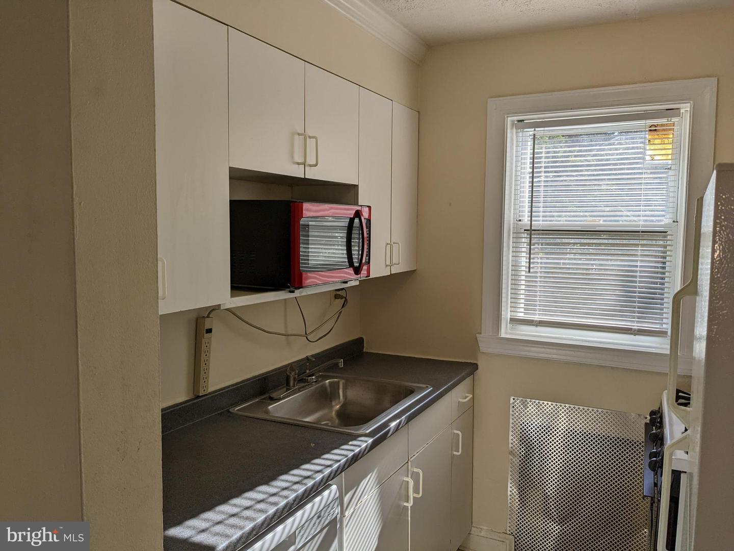 1400 N KENILWORTH STREET Unit: 8