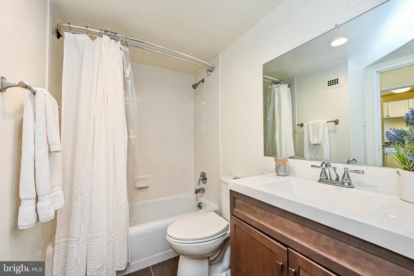 4501 ARLINGTON BOULEVARD Unit: 511