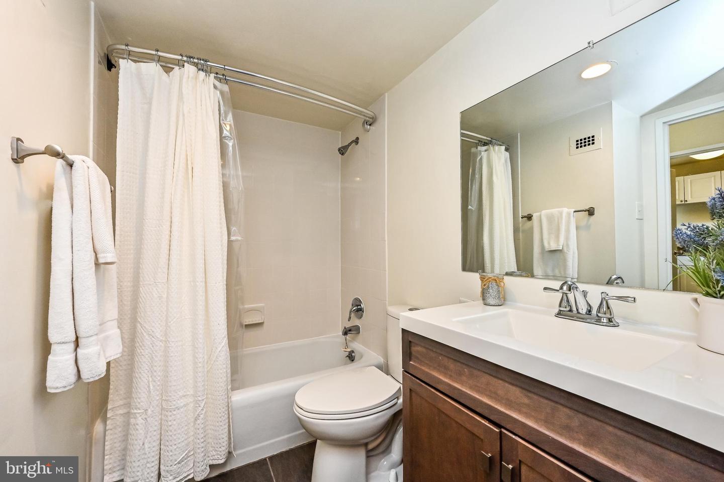 4501 ARLINGTON BOULEVARD Unit: 511