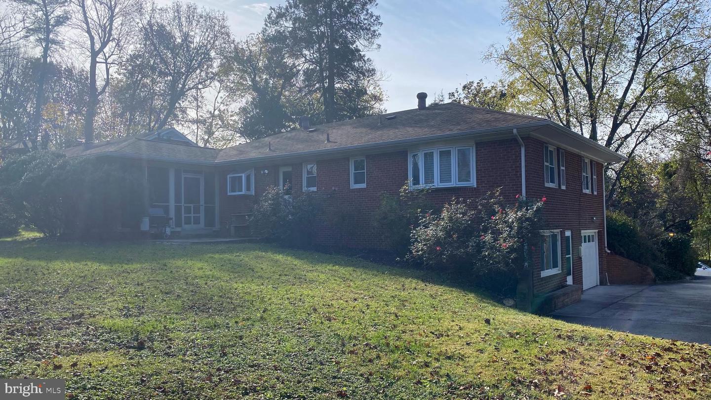 4863 OLD DOMINION DRIVE
