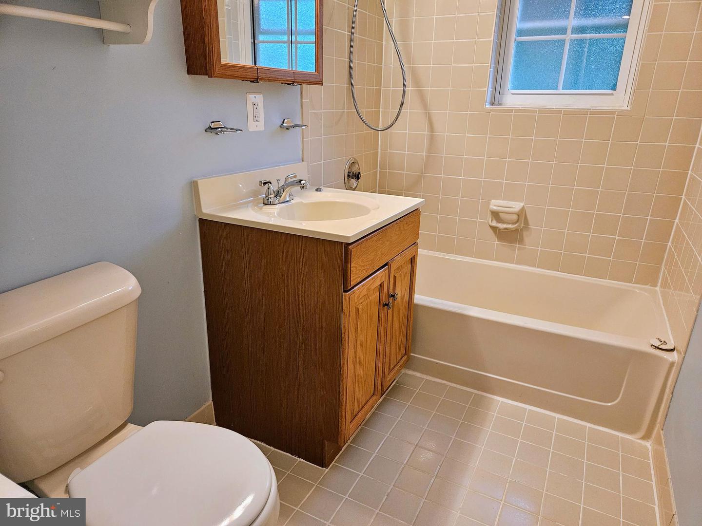 1735 N TROY STREET Unit: 8-413