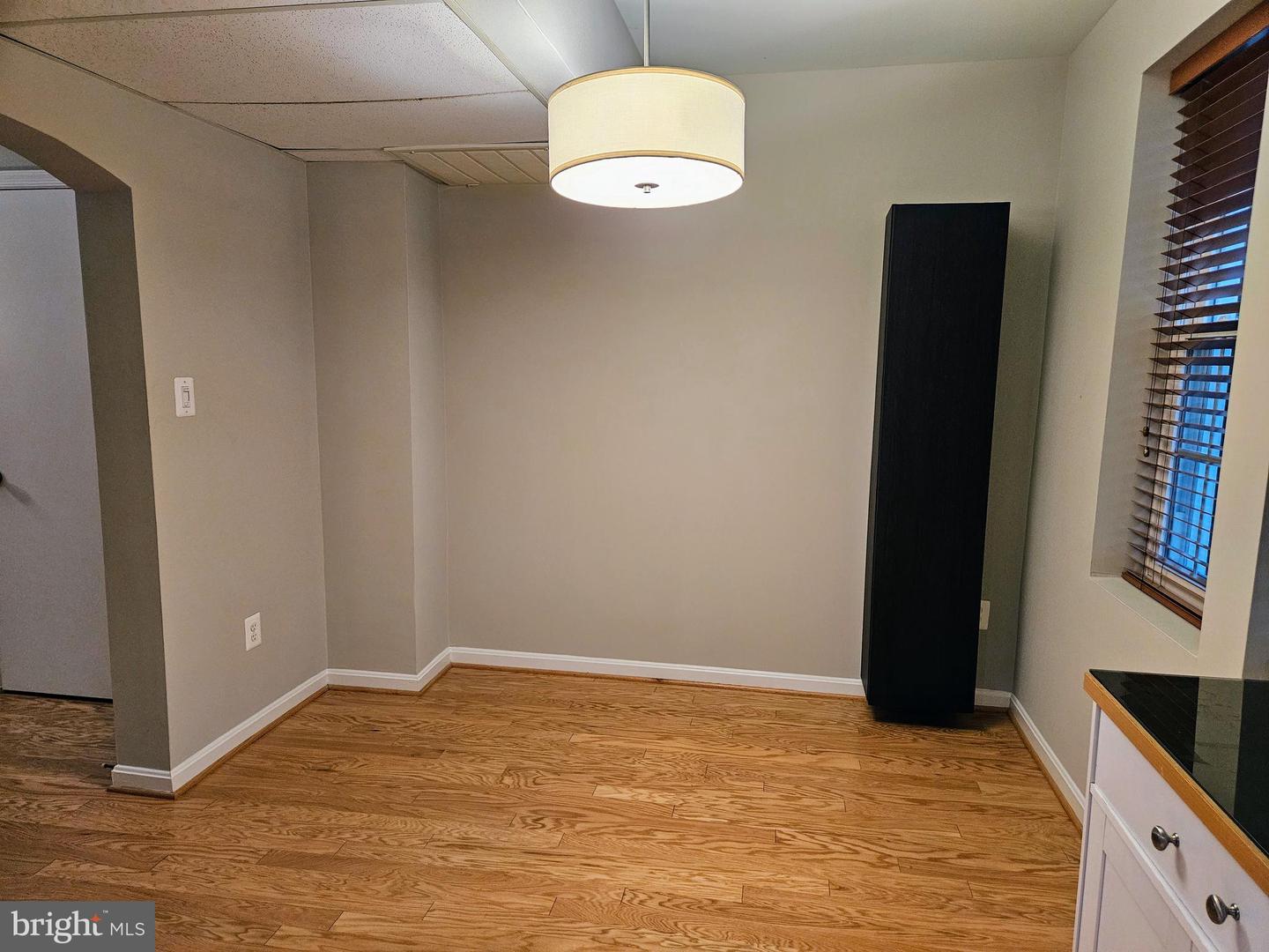1735 N TROY STREET Unit: 8-413