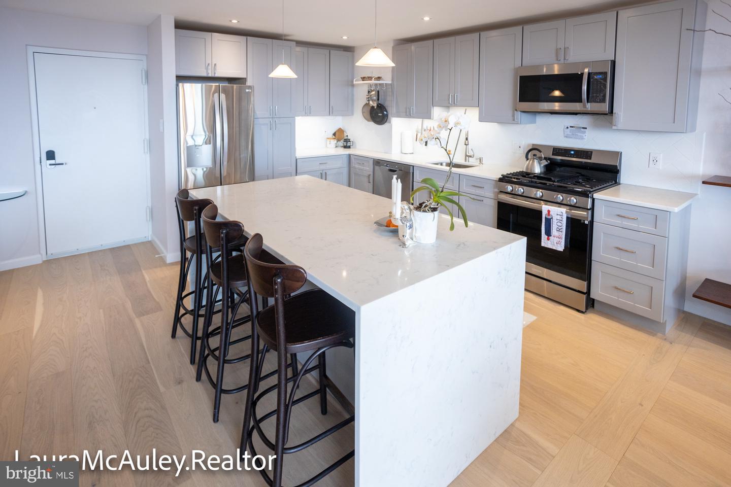 1510 12TH STREET N Unit: 702