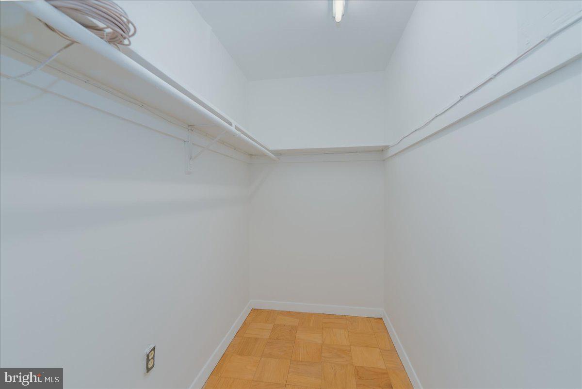 3000 SPOUT RUN PARKWAY Unit: A604