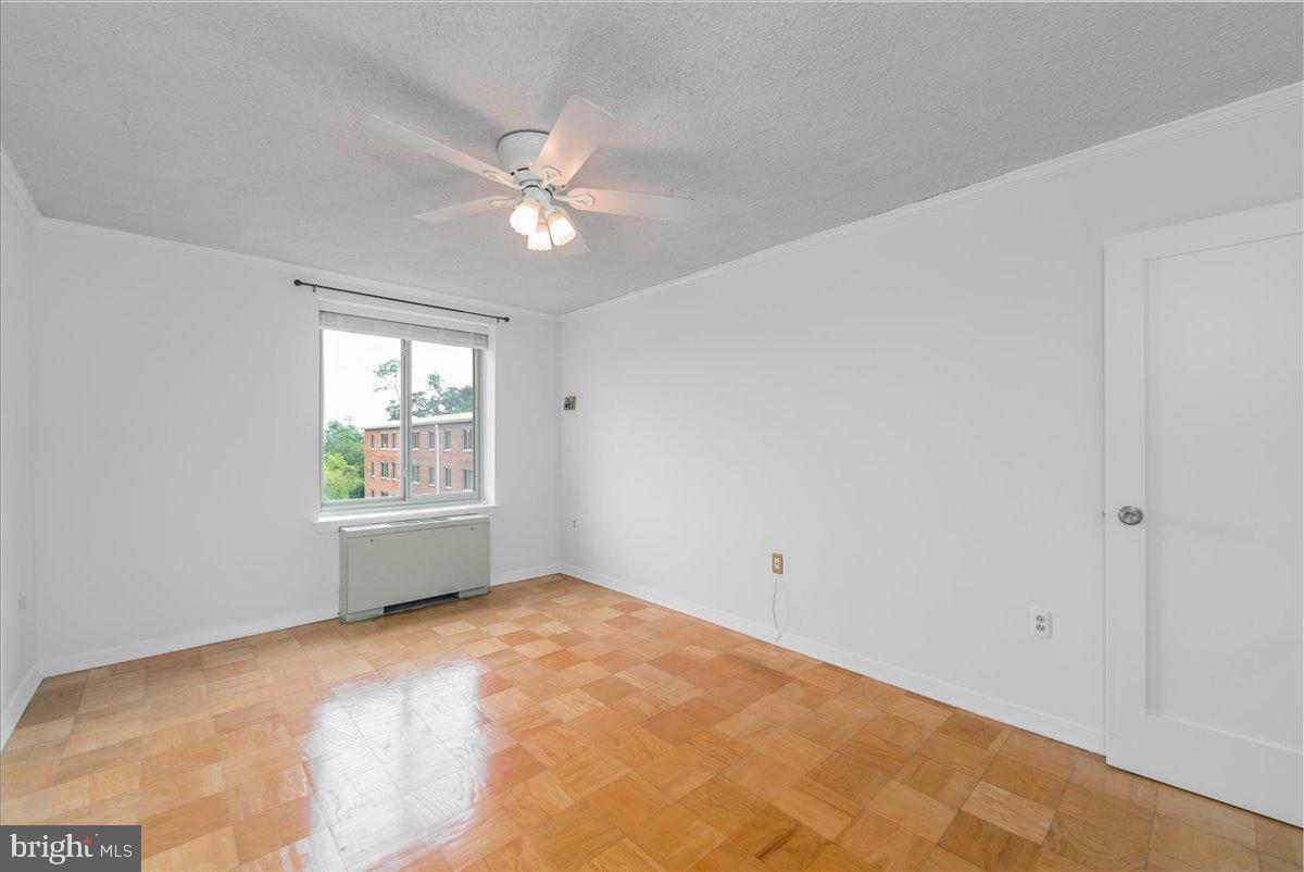 3000 SPOUT RUN PARKWAY Unit: A604