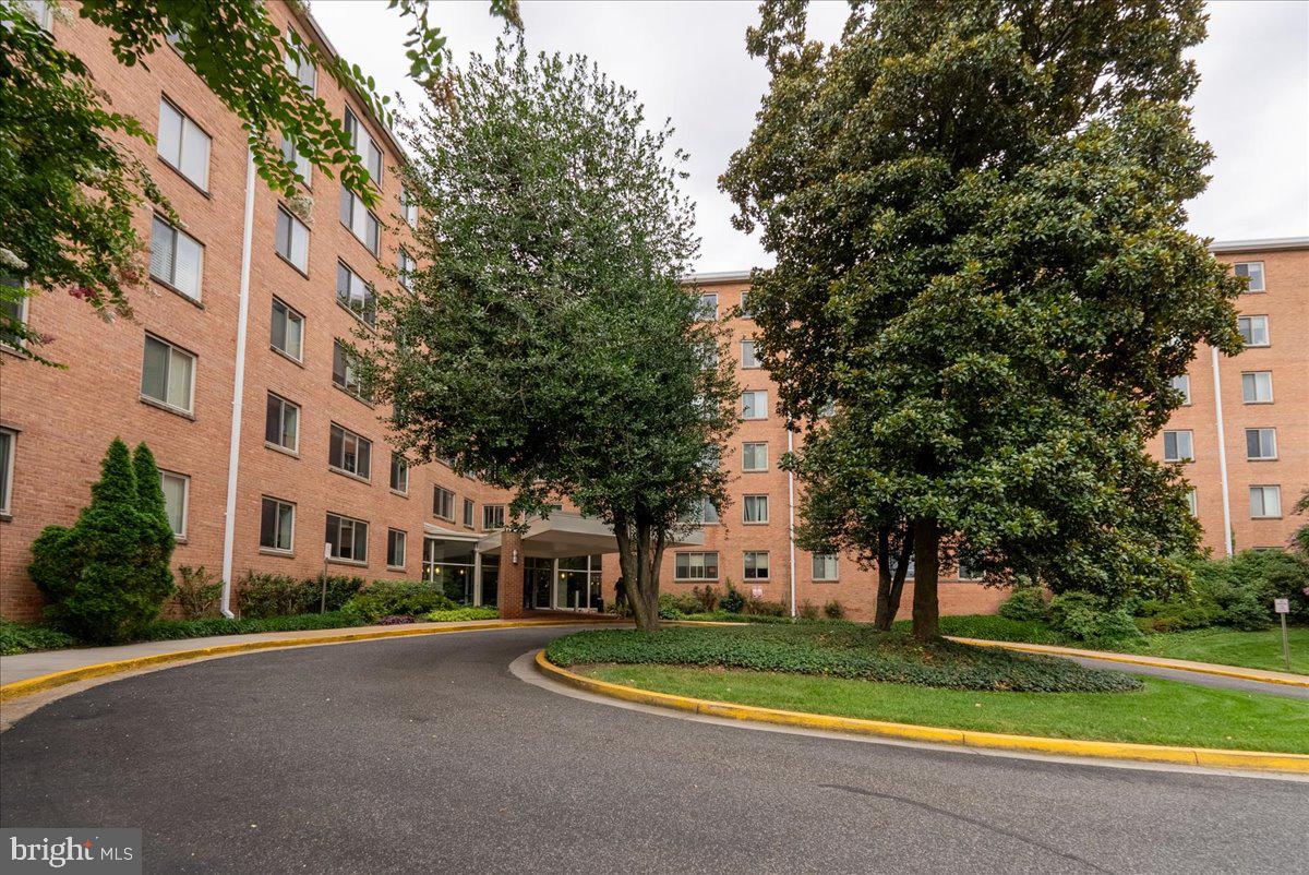 3000 SPOUT RUN PARKWAY Unit: A604