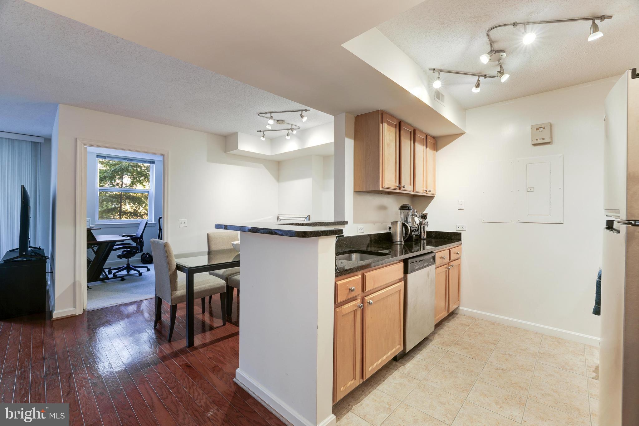 880 N POLLARD STREET Unit: 222