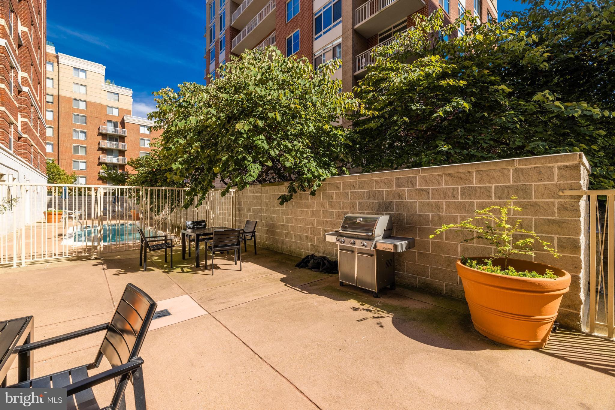 880 N POLLARD STREET Unit: 222