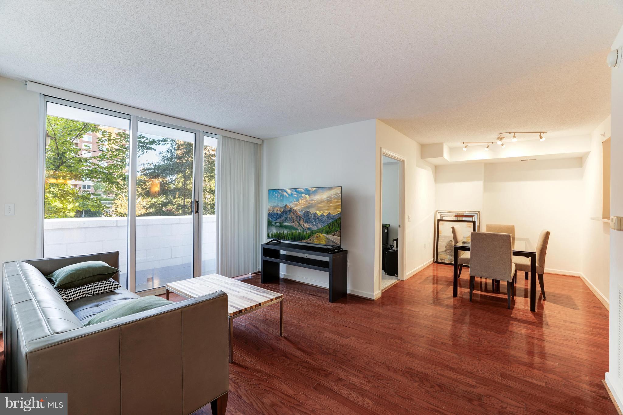 880 N POLLARD STREET Unit: 222