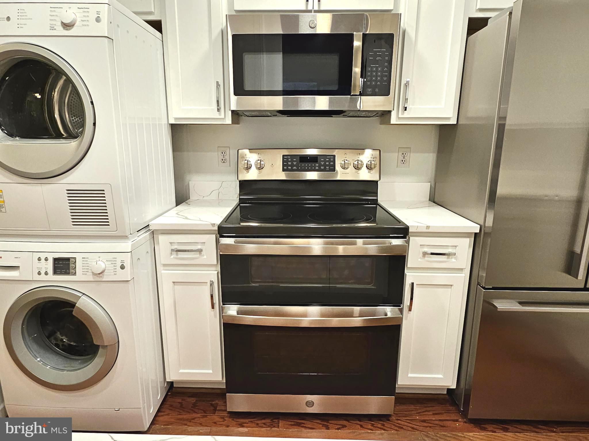 1530 Key BOULEVARD Unit: 421