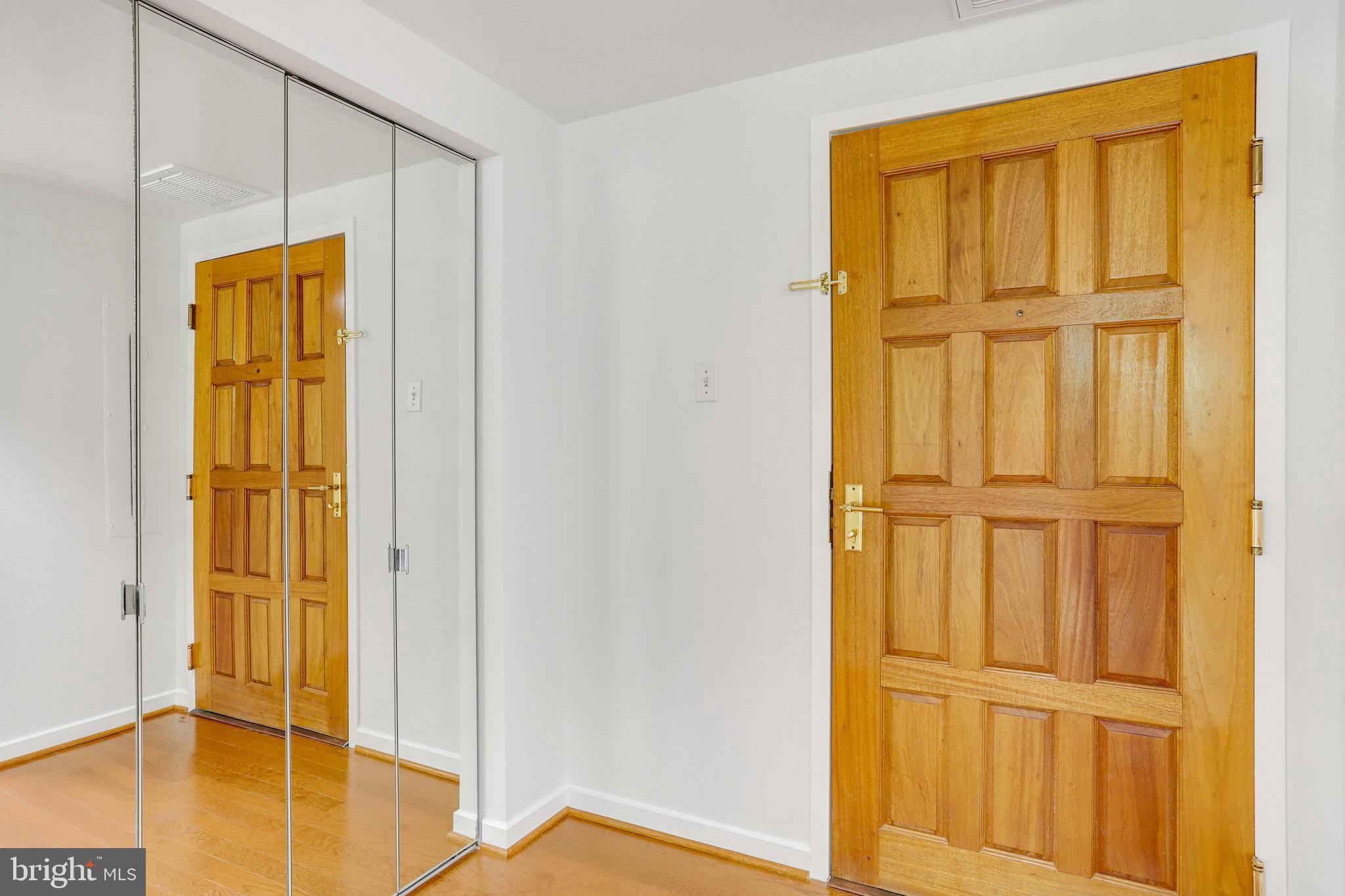 1530 Key BOULEVARD Unit: 421